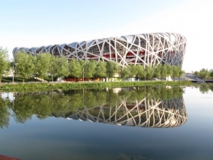 鳥（niǎo）巢體育館（guǎn）